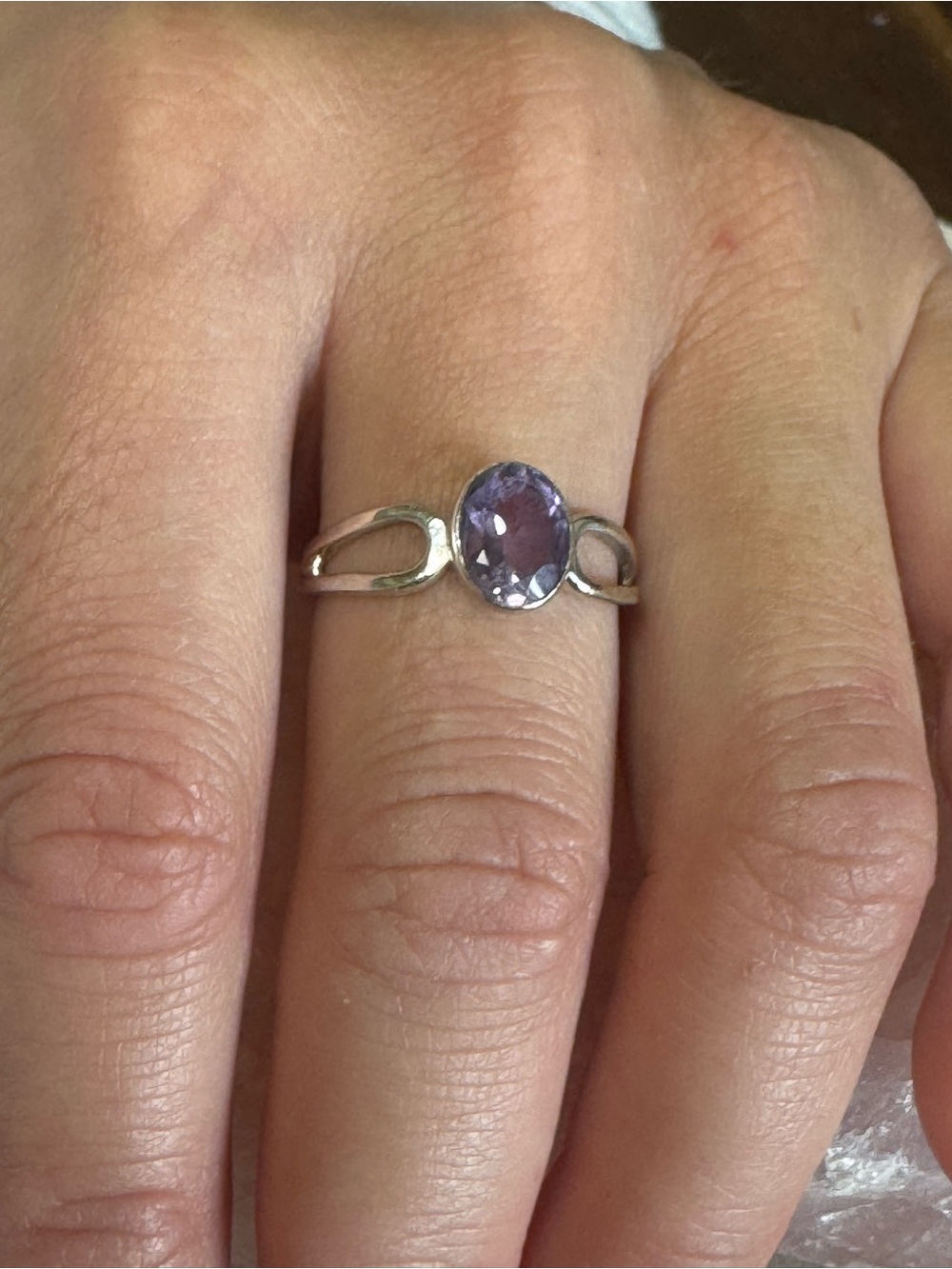Amethyst Sterling Silver Oval Gemstone Ring - Size 7.75
